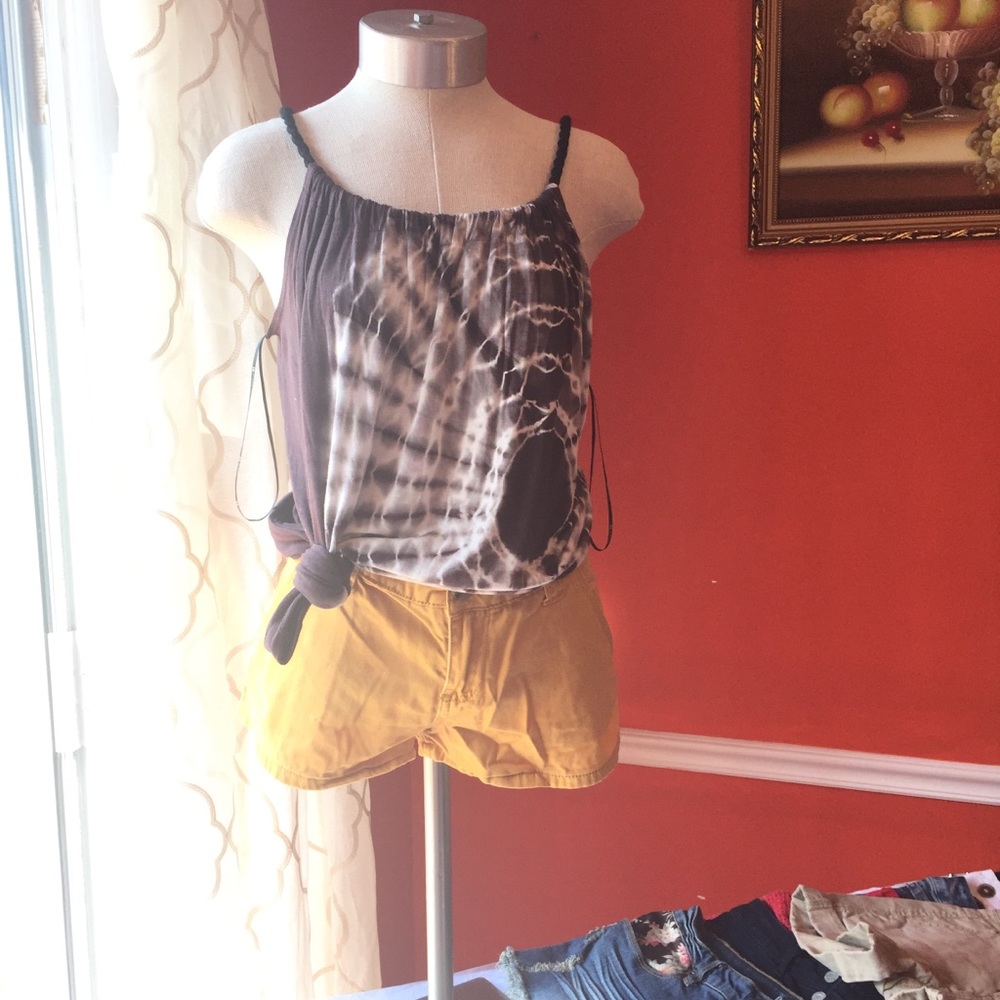Brown Mosaic Sleeveless Top